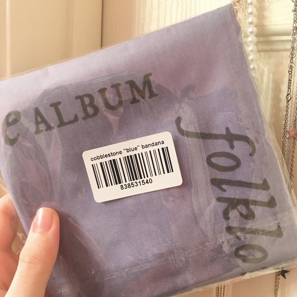 Taylor Swift “On Cobblestones” Bandana